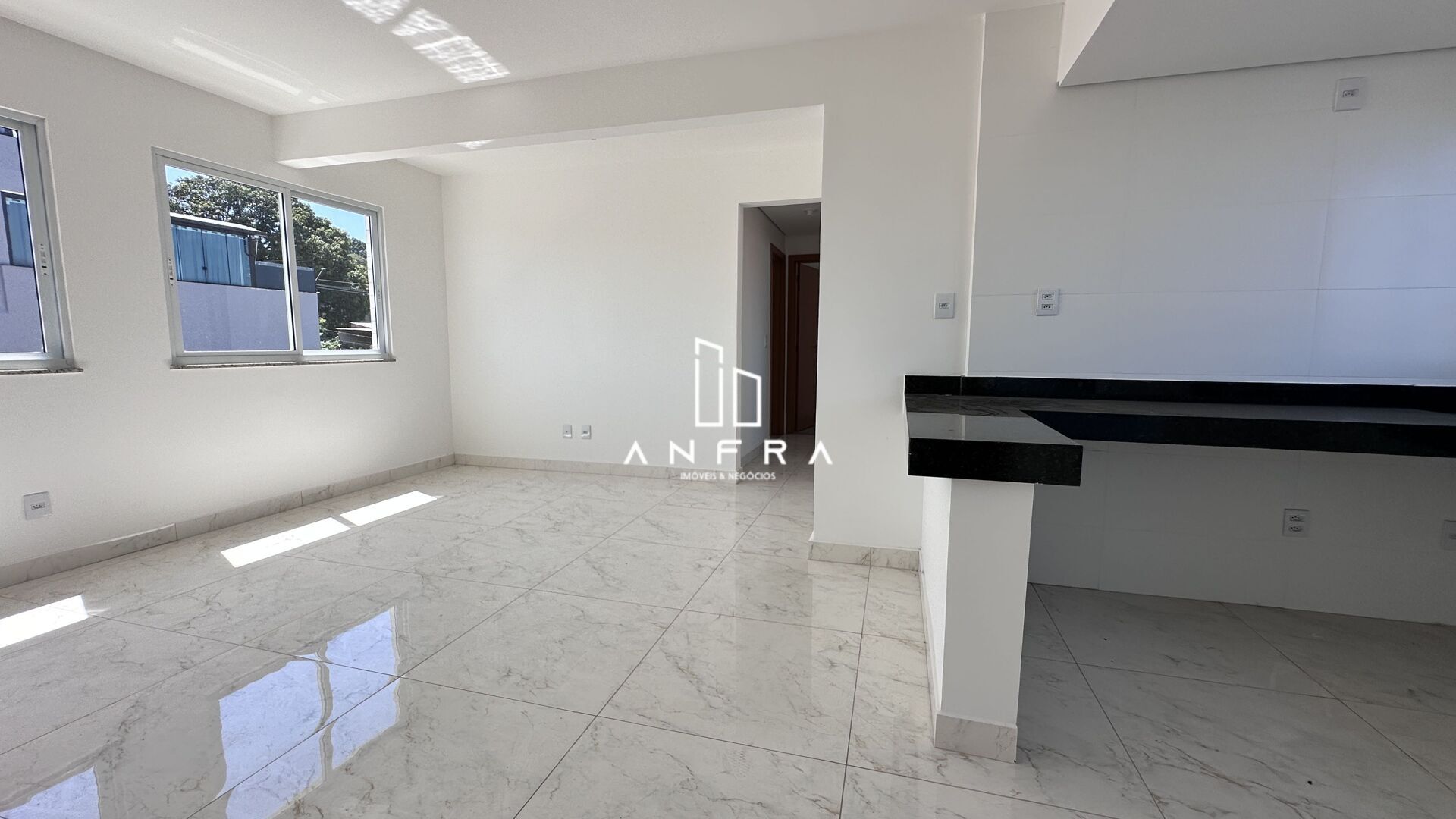 Cobertura 3Qts e 2 vagas no bairro Araguaia (Barreiro) - Fino acabamento